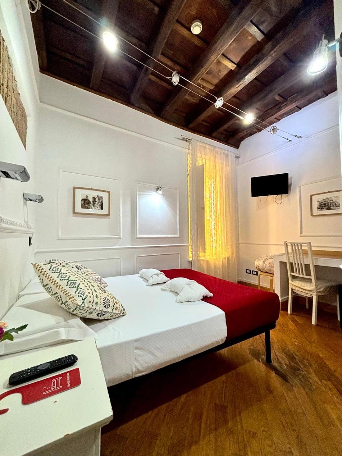 Domus Ester Rome Bagian luar foto