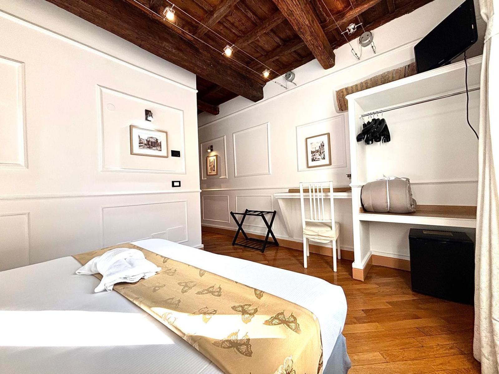 Domus Ester Rome Bagian luar foto